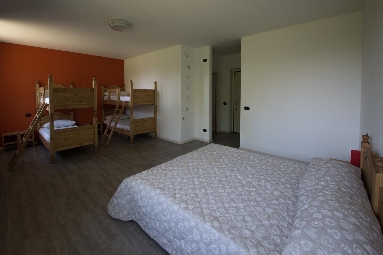 Cascina Monte Diviso Hostel Gallarate Exterior photo